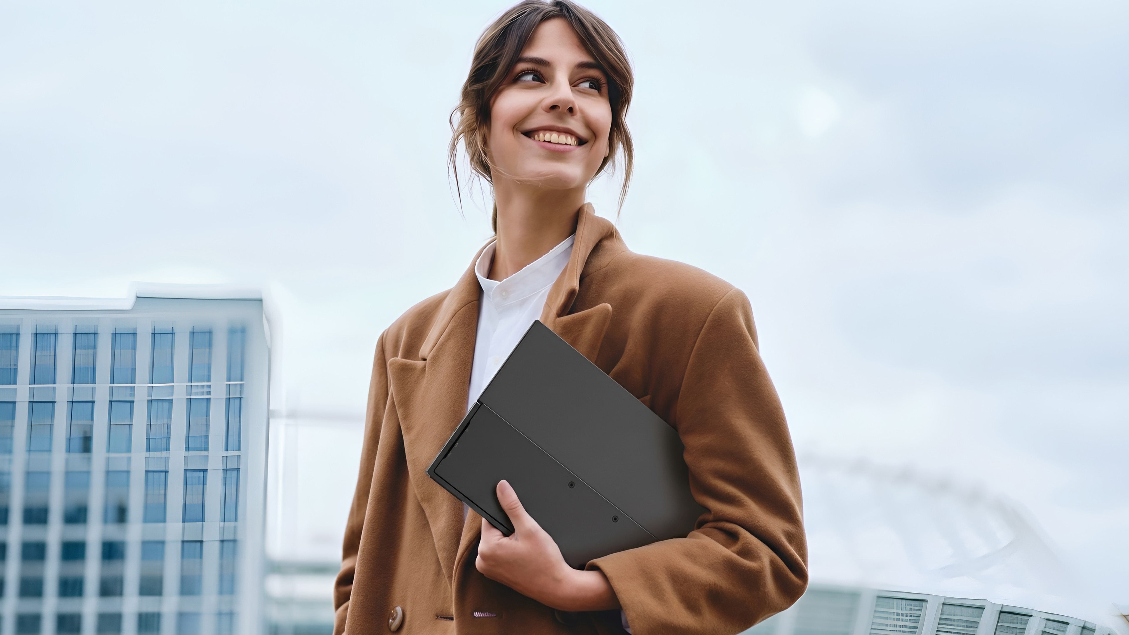 BE157BU | 15.7" 4K Touchscreen for PC Smooth UHD Business Monitor HDR Portable Display
