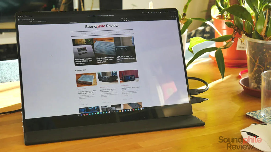 UPERFECT UColor O2 Review: Stunning OLED Performance